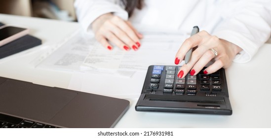 Mortgage House Credit Accountant Consulting Woman Calculating Risks. Money Female Manager Portrait Photo With Laptop, Pen, Making Marks.