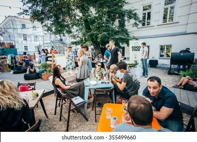 6,299 Food Court Outdoor Images, Stock Photos & Vectors | Shutterstock