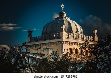 Moscow Choral Synagogue In Summer