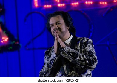 MOSCOW - DECEMBER 26 : Russian Singer Philipp Kirkorov On New Year Performance On December 26, 2011. Moscow, Russia