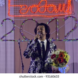 MOSCOW - DECEMBER 26 : Russian Singer Philipp Kirkorov On New Year Performance On December 26, 2011. Moscow, Russia