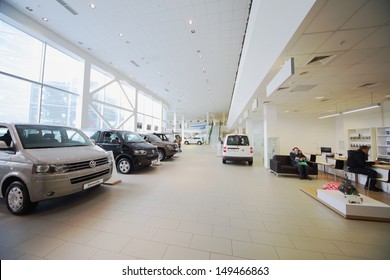 Volkswagen Dealership Images Stock Photos Vectors Shutterstock