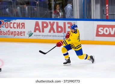 MOSCOW - JANUARY 29, 2016: Willy Lindstrom (20) Shot During Hockey Game Sweden Vs Czech On League Of World Legends Of Ice Hockey Championship In VTB Ice Arena, Russia. Czech Won 8:2