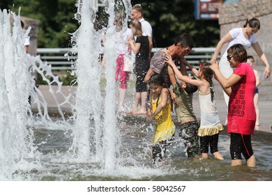 Fontaine Du Soleil High Res Stock Images Shutterstock