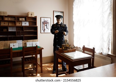 Moscow - May 1, 2022. Figure Of A Telegraph Operator At Work. Vintage Interior View In Podmoskovnaya Railway Museum.