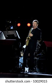 MOSCOW - MAY 13: Saxophonist David Sanborn In The Concert Hall 