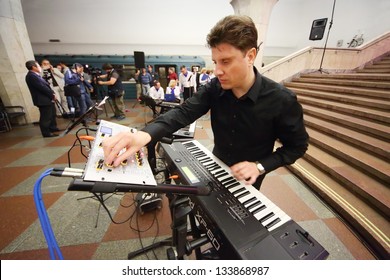 MOSCOW - MAY 19: Preparing For Night Concert Academic Big Chorus Of RSUH And Broadway At Metro Stations Kropotkinskaya As Part Of Museum Night, On May  19, 2012 In Moscow, Russia.