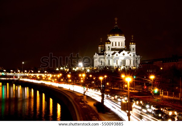 Moscow, night, Cathedral of Christ the Saviour and
the Moscow river