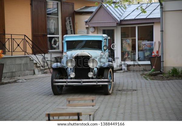 Moscow,\
Russia - 04.27.2019: Old Ford on the\
street