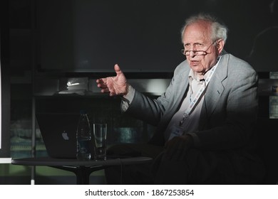 Moscow, Russia, 07 17 2013: Late American Theoretical Physicist Roy Glauber, Who Won One Half Of 2005 Nobel Prize In Physics And Took Part In Los Alamos Part Of The Manhattan Project With Atomic Bomb.