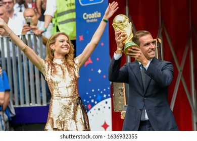 MOSCOW, RUSSIA: 15 July 2018 Former Footballer Philipp Lahm (R) And Model Natalia Vodianova Present The 2018 FIFA World Cup Original Trophy Ahead Of The 2018 FIFA World Cup Final Between Fr & Cro