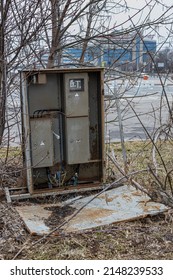  Moscow, Russia - April 14, 2022: Old Open Electrical Box. High Quality Photo