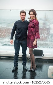 Moscow / Russia - April 2, 2013 / Tom Cruise, Olga Kurylenko In Front Of Kremlin