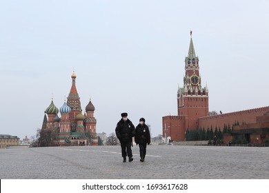 MOSCOW, RUSSIA – APRIL 3, 2020: Covid-19, quarantine in Moscow city. Police. Covid-19, coronavirus in Russia. Red Square without people. Empty street. Kremlin. Pandemic corona virus. Protective masks