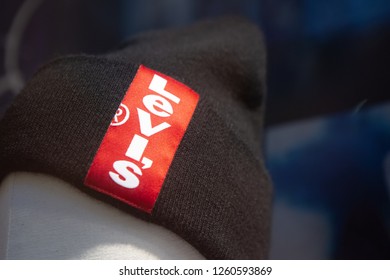 levi strauss hats