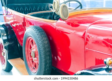 Moscow. Russia. February 2020. Exhibition Of Retro Cars. Old Model Fiat Valencia 505. Old Red Convertible 1919.