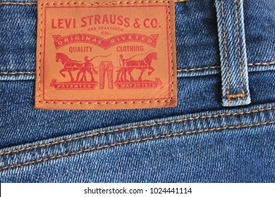 classic levis jeans