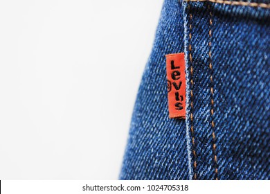 levi's jeans with side pockets