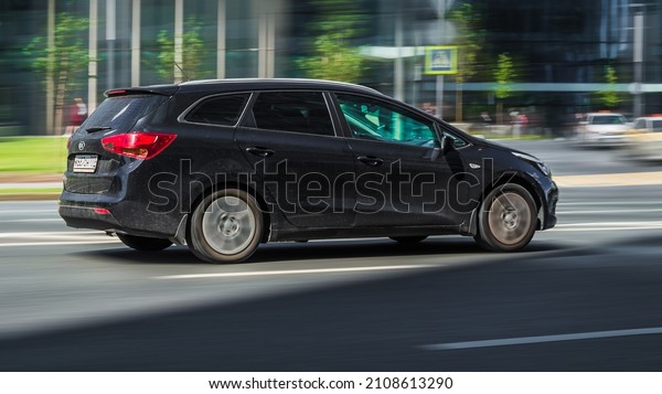 7 Kia Ceed Second Generation Images, Stock Photos & Vectors | Shutterstock