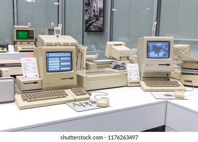 MOSCOW, RUSSIA - JUNE 11, 2018: Old Original Apple Mac Computer In Museum In Moscow Russia