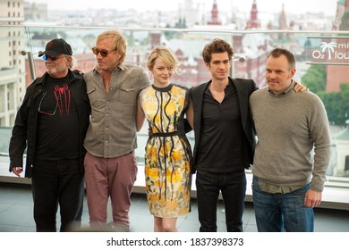 Moscow / Russia - June 16, 2012, Rhys Ifans, Emma Stone, Andrew Garfield  In Front Of Kremlin