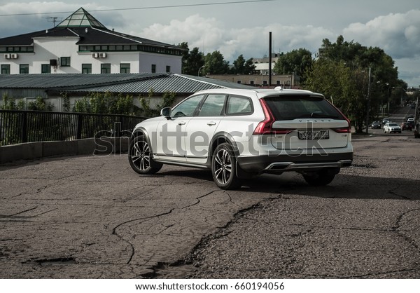 MOSCOW, RUSSIA - MAY 3,\
2017 VOLVO V90 CROSS COUNTRY, front-side view. Test of new Volvo\
V90 Cross Country. This car is AWD SUV with business-class saloon.\
D4 engine.