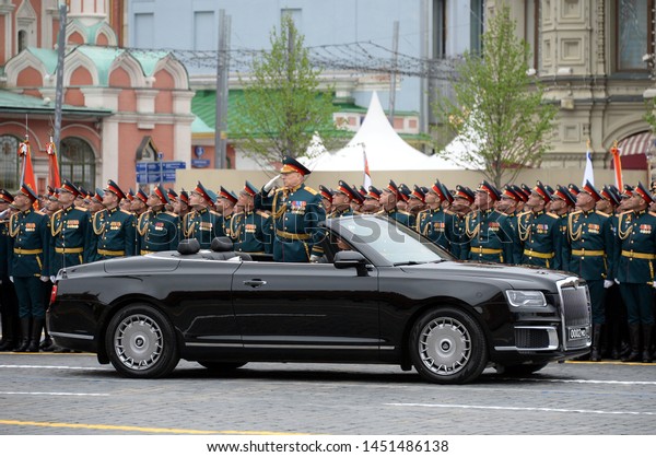 MOSCOW, RUSSIA\
- MAY 9, 2019:Commander-in-chief of the Land forces of the Russian\
Federation army General Oleg Salyukov on the car \