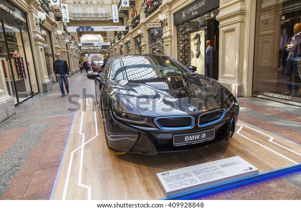 MOSCOW, RUSSIA, on APRIL 12, 2016. GUM historical\
shop. The beautiful modern car - an exhibit, devoted to a centenary\
of BMW concern