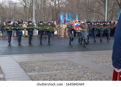 
MOSCOW, RUSSIA, POKLONNAYA HILL-FEBRUARY 15, 2020: Solemn Ceremony Of Laying Flowers At The Monument To Soldiers-internationalists/26th Anniversary Of The Withdrawal Of Soviet Troops From Afghanistan