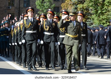 MOSCOW, RUSSIA - SEPTEMBER 6, 2014:The Students Of The Moscow Cadet Corps Of The Police. Cadet Corps - Initial Military Training School With The Full Board To Prepare Youth For A Military Career. 