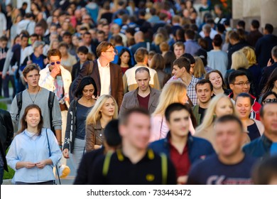 116,335 Moscow People Streets Images, Stock Photos & Vectors | Shutterstock