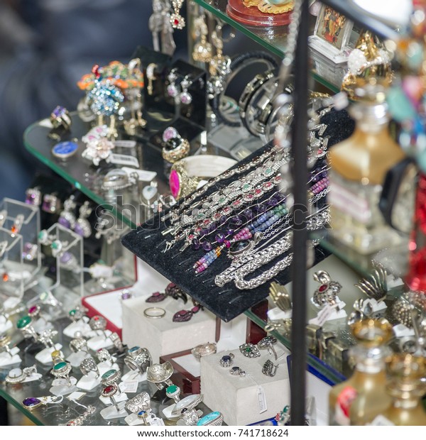 MOSCOW, RUSSIAN FEDERATION - CIRCA\
OCTOBER, 2017: Delhi bazaar. At the fair you can touch, choose and\
buy various handmade jewelry and souvenirs from\
India.