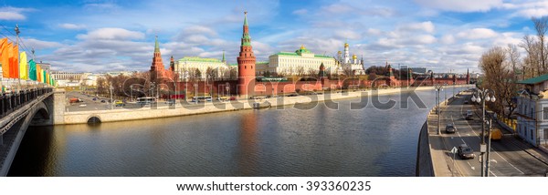 Moscow skyline - Panoramic view of\
the Moscow Kremlin with reflection in Moscow river,\
Russia