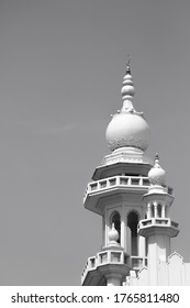 Mosque Beside Harishchandra Ghat Varanasi