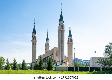 A Mosque In The City Of Nizhnekamsk