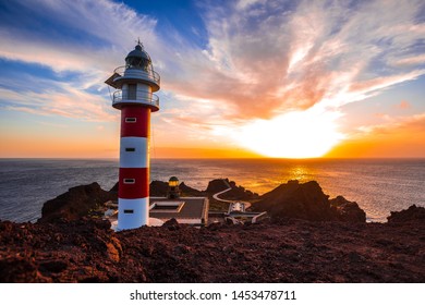 most-beautiful-lighthouse-you-can-260nw-