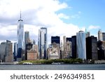 The most beautiful view in the whole world, the skyline, in April 2023.
One World trade center et many buildings these make de charism of New York city