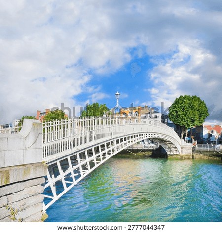 The most famous bridge in Dublin called "Half penny bridge" (Europe - Ireland)
