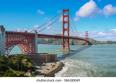 The most famous bridge of the world, the Golden Gate Bridge in San Francisco 