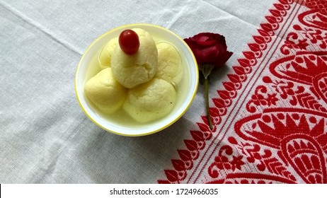 Most Popular Bengali Sweet Rasogolla, Misti Mukh, Bijaya Dasomi