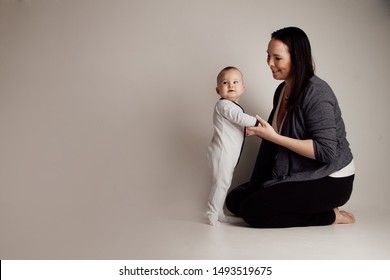 Mother And Baby Standing, First Steps, Tip Toes Support - Copy Space