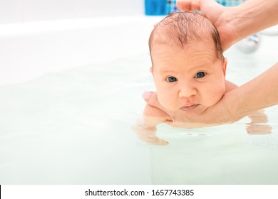 113,947 Bathe baby Images, Stock Photos & Vectors | Shutterstock