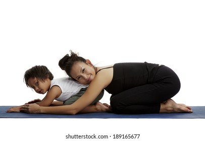 Mother Child Doing Yoga Together Fitness Stock Photo 189165677 