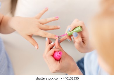 free nail technician clipart of children