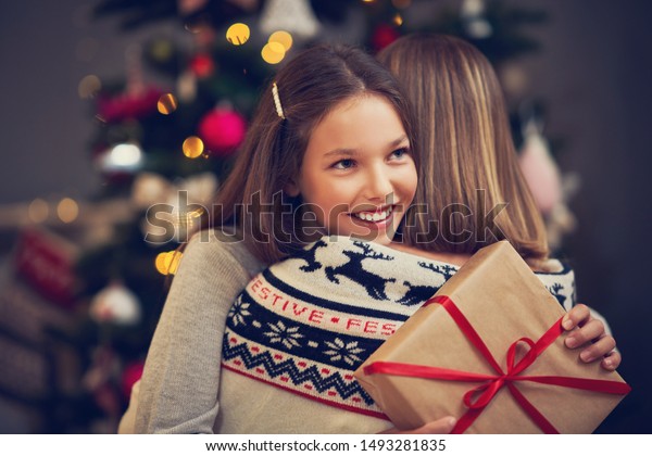 mother daughter presents christmas