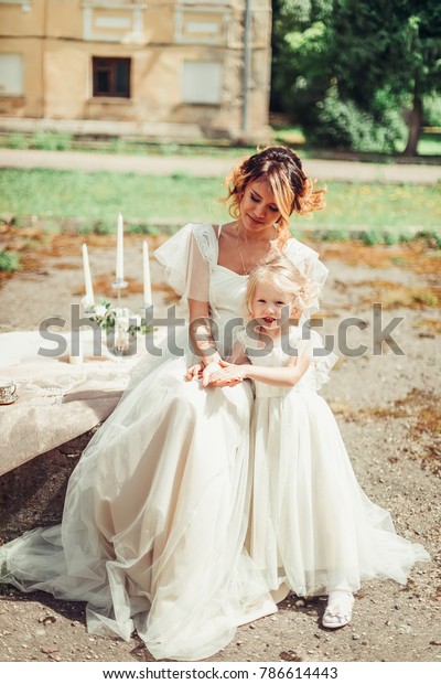 mommy daughter wedding dresses