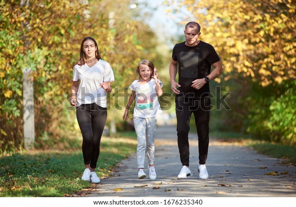 mommy and daughter matching jogging suits