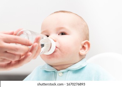 Bebe Tomando Agua Images Stock Photos Vectors Shutterstock