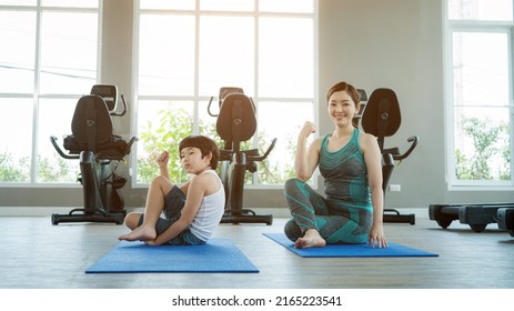 1,482 Mum Gym Images, Stock Photos & Vectors | Shutterstock