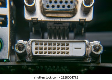 Motherboard Input And Output Device Circuit